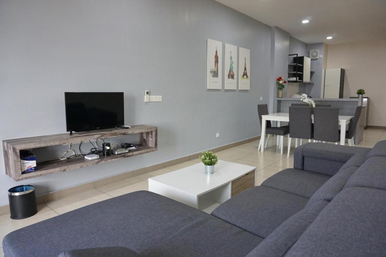 Pm Octagon Ipoh Suites & Apartment 1 Esterno foto