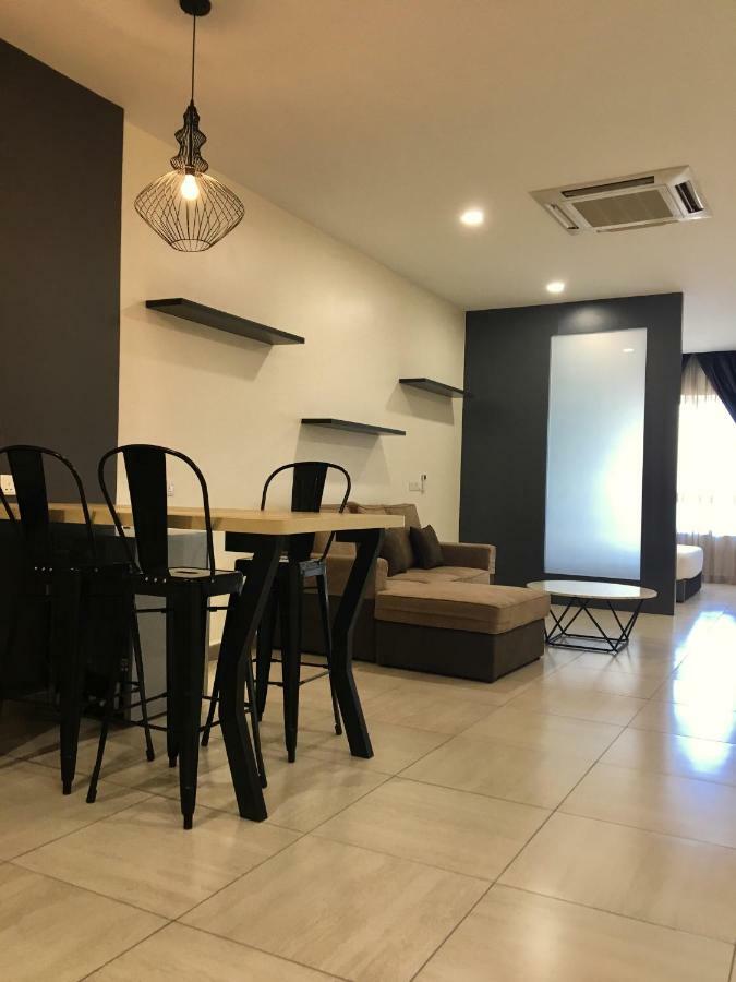 Pm Octagon Ipoh Suites & Apartment 1 Esterno foto